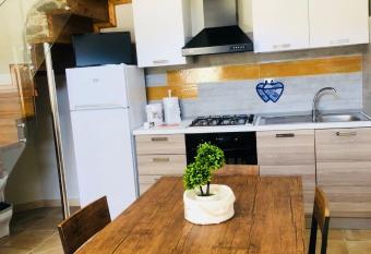 Simone Home has Balcony rooms