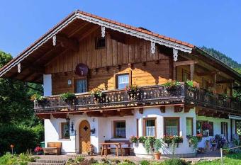 Hafnerlehen has Balcony rooms