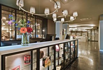 Zaan Hotel Amsterdam - Zaandam allows 18 year olds to book a room