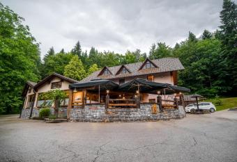 Guest House Frata has Balcony rooms