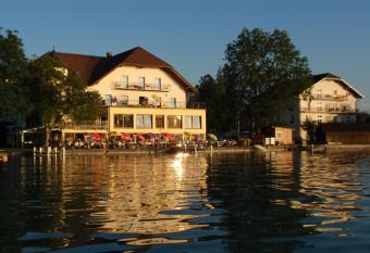 Seegasthof Garni zur Landeroith has Balcony rooms