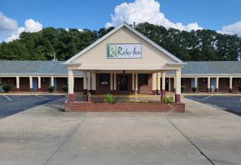 Relax Inn has Smoking rooms