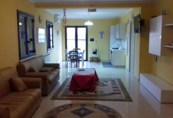 B&B PARADISE has Balcony rooms