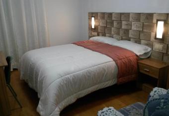 LARGE SUITE 90m2 LE  N CENTRO has Balcony rooms