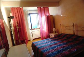 Affitta camere San Miniato has Balcony rooms