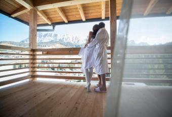 Hotel Ciasa Soleil has Balcony rooms