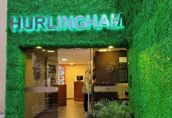 Hotel Hurlingham allows 18 year olds to book a room