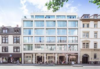 Bergheim 41 Hotel im Alten Hallenbad has Balcony rooms