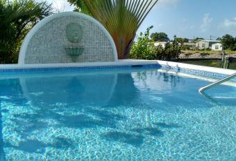 Annwin Apartment has Balcony rooms