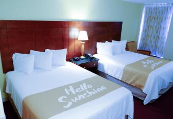 Days Inn by Wyndham High Point/Archdale has Smoking rooms