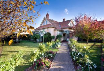 Dalfruin B&B allows 18 year olds to book a room