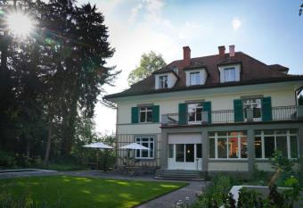 Signau House & Garden Boutique Hotel Z  rich has Balcony rooms