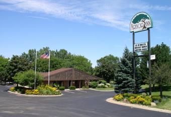 Arbor Inn of Historic Marshall allows 18 year olds to book a room
