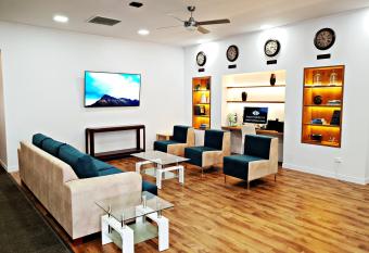 Airport Garden Inn Hotel & Conference Centre has Balcony rooms