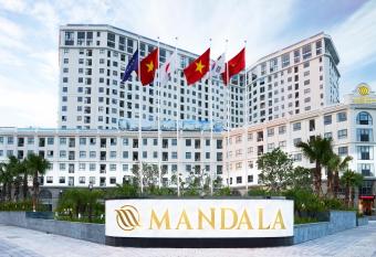 Mandala Hotel & Spa Bac Ninh has Balcony rooms