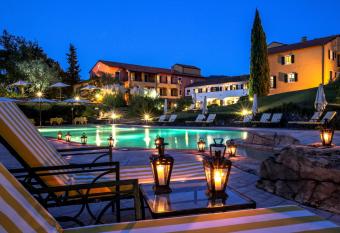 La Meridiana Hotel & Golf Resort allows 18 year olds to book a room