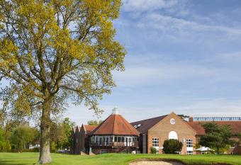 Delta Hotels by Marriott Tudor Park Country Club has Balcony rooms