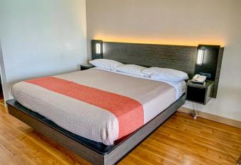 Motel 6 San Angelo allows 18 year olds to book a room