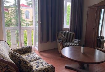 Acacia guest house has Balcony rooms