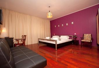 Pension Dinu Residence has Balcony rooms