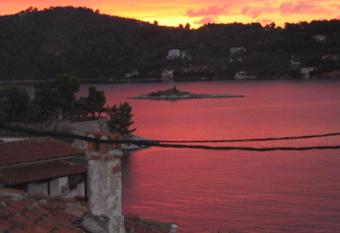 Plakes Suites has Balcony rooms