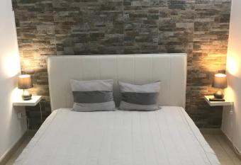 Sun Place Guest House allows 18 year olds to book a room