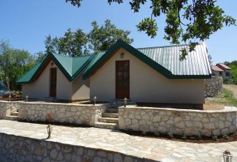 Apartmani Vinici has Balcony rooms