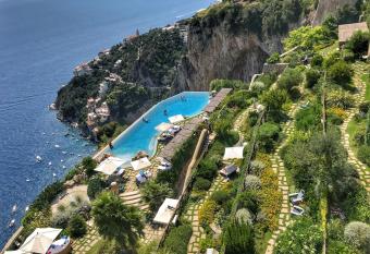 Monastero Santa Rosa Hotel & Spa has Balcony rooms