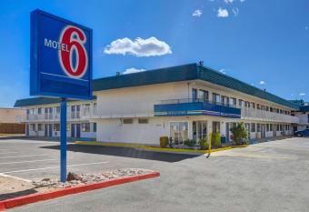 Motel 6 Grants allows 18 year olds to book a room
