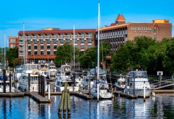 DoubleTree by Hilton Hotel New Bern Riverfront has Balcony rooms