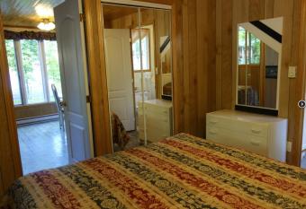 Camping Juneau-Chalets has Balcony rooms