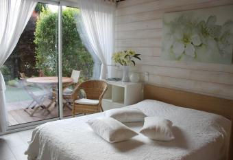 Chez Sophie allows 18 year olds to book a room