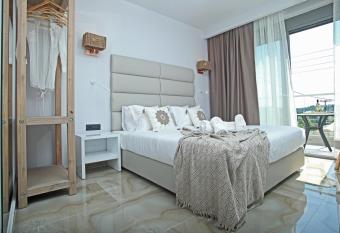 Imagine Studios has Balcony rooms