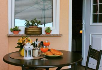 Apartman Ruza 3 has Balcony rooms