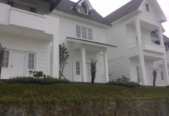 Amaranta Guest House has Balcony rooms