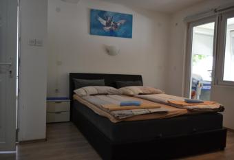 Rzav has Balcony rooms