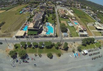 Maleme Mare has Balcony rooms