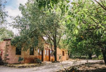 Terroir Auburn allows 18 year olds to book a room