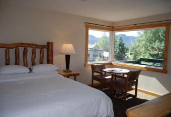 Discovery Lodge has Balcony rooms