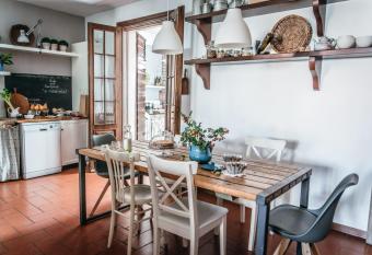 A casa mia has Balcony rooms