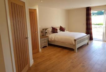 Plumptons Farm Holiday Lodges has Balcony rooms