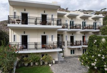 Aretousa has Balcony rooms