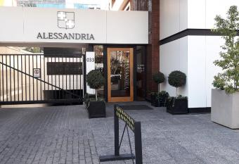Alessandria Apart - El Bosque Norte allows 18 year olds to book a room