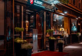 Original Sokos Hotel Albert allows 18 year olds to book a room