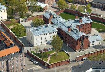 Clarion Collection Hotel Katajanokka allows 18 year olds to book a room