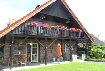 Appartement am Stadtpark allows 18 year olds to book a room