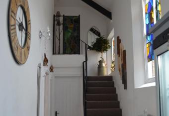 The Old Chapel Boutique B&B has Balcony rooms