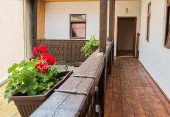 Musik Apartments Old Town allows 18 year olds to book a room