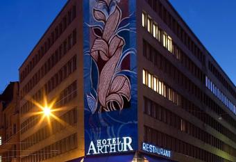 Hotel Arthur allows 18 year olds to book a room