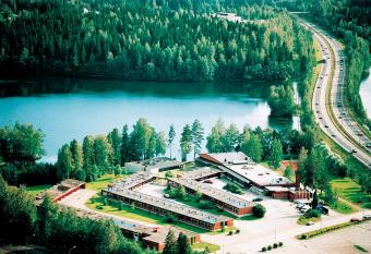 Finlandia Hotel Isovalkeinen allows 18 year olds to book a room